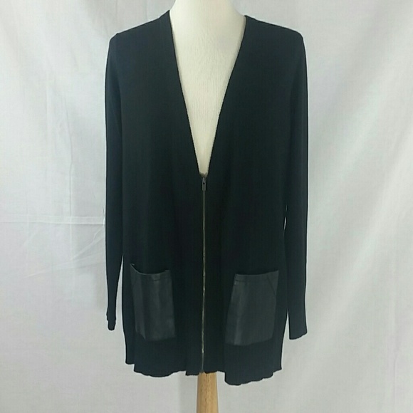 Banana Republic Sweaters - Banana Republic black zip up sweater